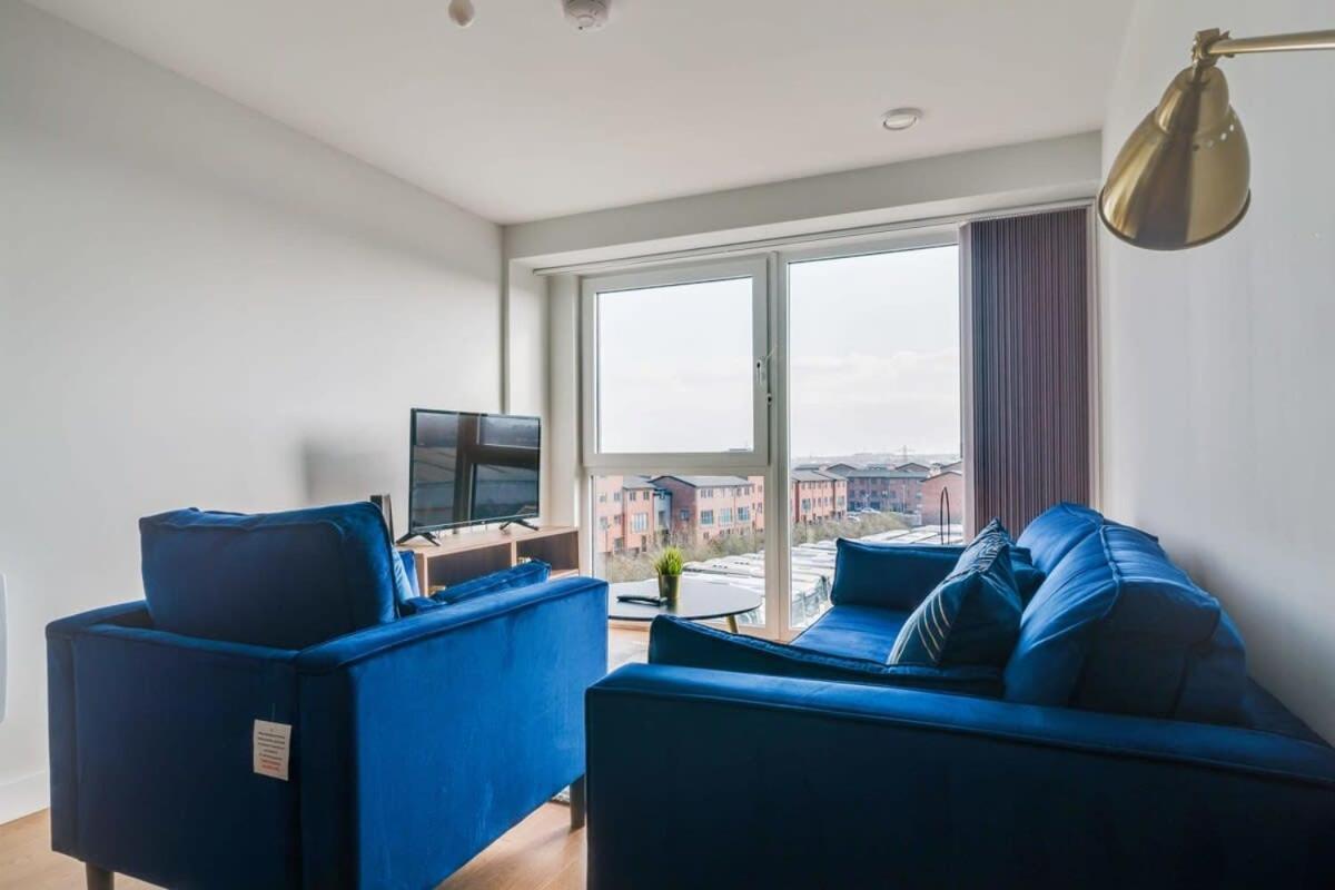 Lovely Riverside 2 Bed Apartment Leeds  Dış mekan fotoğraf